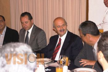 Ingobernabilidad y endeudamiento, dos dificultades primordiales a resolver: FVF