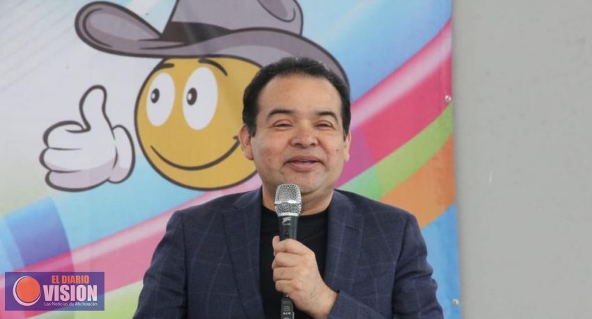 Tony Martínez invita al primer Festival Nacional de Parapente en el municipio de Hidalgo
