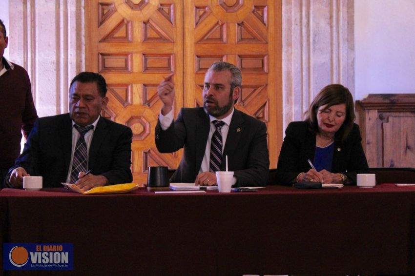 Diputados de Morena ofrecen apoyo legal contra impuestos que encarecen obra pública