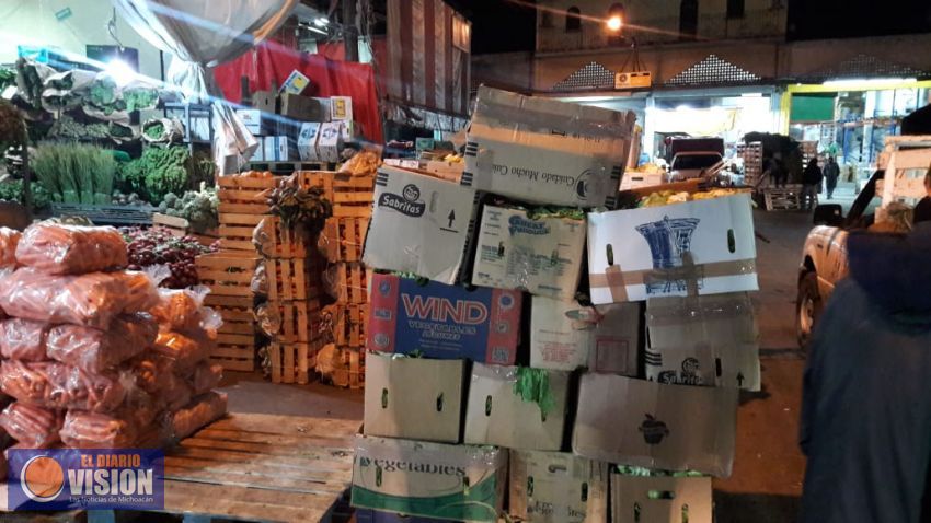Sin distingos, Gobierno Municipal emprende acciones para regular el comercio