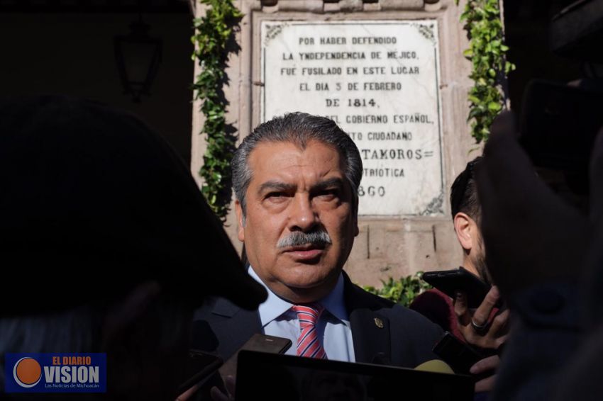 El presidente municipal, Raúl Morón se pronuncia por un acuerdo en el tema magisterial