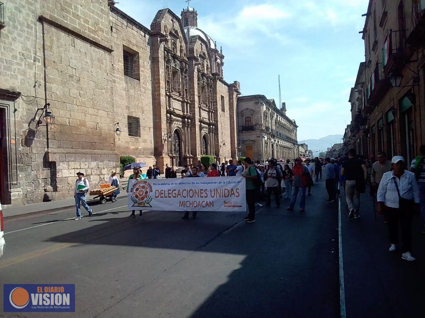 Regiones Unidas de Michoacán, exigen certeza en sus pagos.