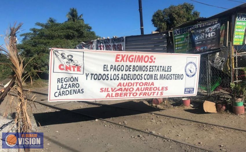 Cnte se deslinda de bloqueo en Caltzontzín, mañana lunes, siguen movilizaciones en Morelia 
