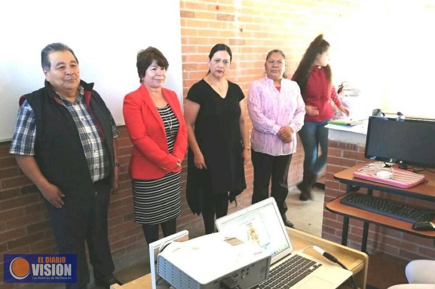 Capacitaciones permanentes a mujeres privadas de la libertad 