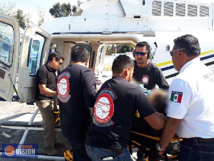 Mujer en Código Mater es trasladada en ambulancia aérea, de Paracho a Morelia