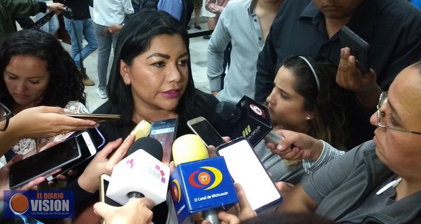 Fiscal no puede estar ligado a partidos y gobiernos: Brenda Fraga 