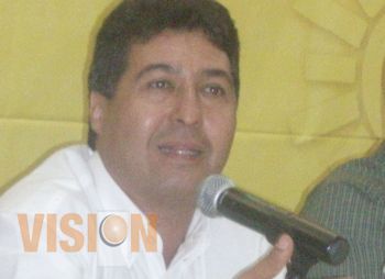 Víctor Báez se reserva el derecho de actuar legalmente contra del matrimonio Iturbide Pérez