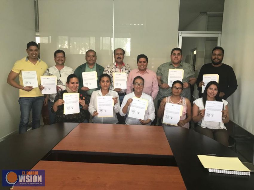Entregan nombramiento a los 13 Coordinadores Regionales del Gobierno Federa