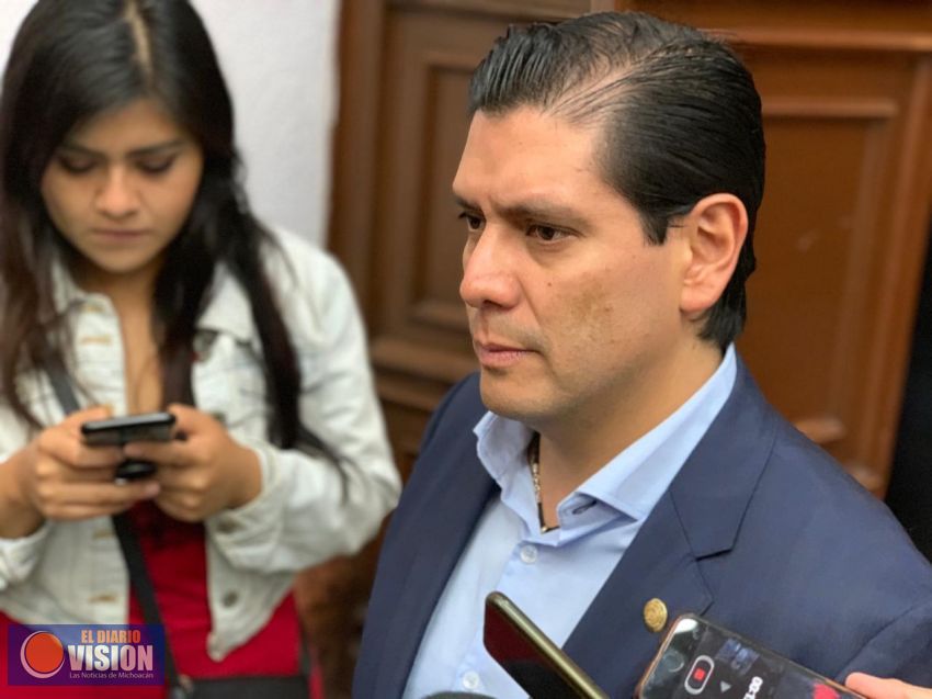 Pedirá Ernesto Núñez a la Fiscalía General investigar daño ambiental al Lago de Camécuaro