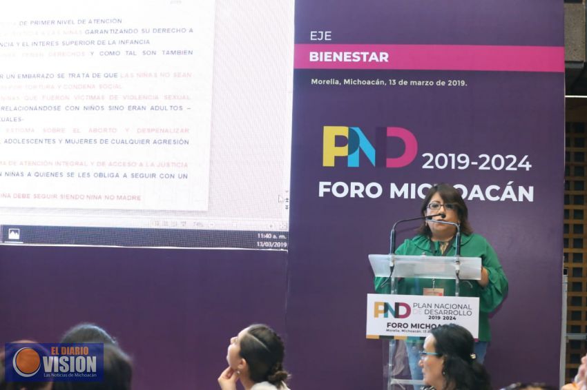Mujeres y niñas, prioritarias para lograr el desarrollo del país