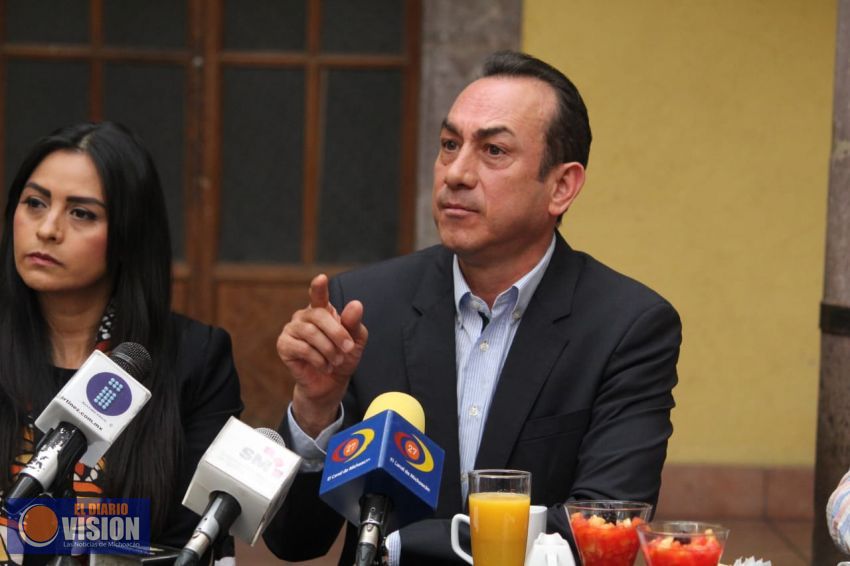 El PRD refrenda su compromiso con la defensa del petróleo