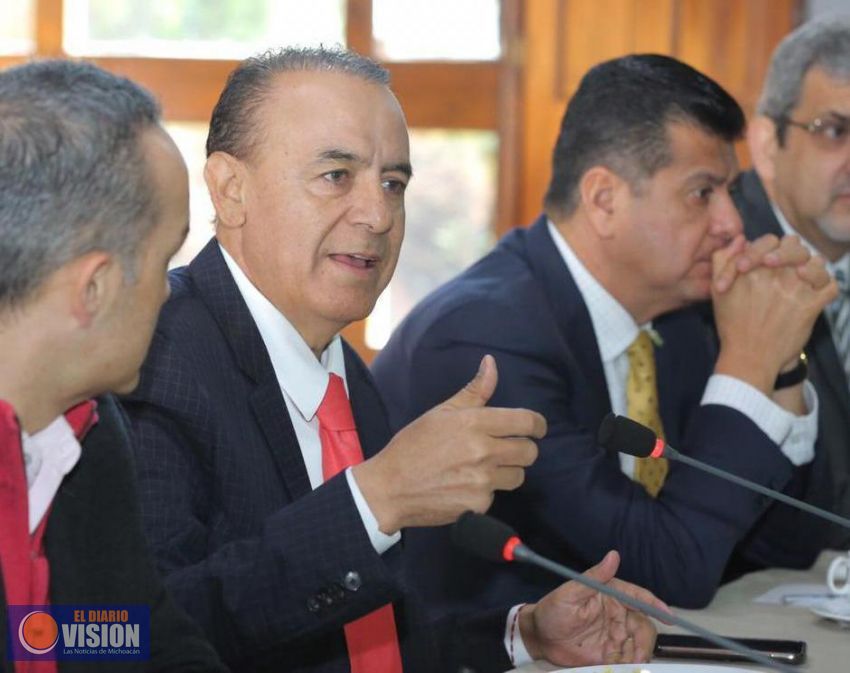 Renuncia Pascual Sígala como Secretario de Gobierno, por problemas de salud 