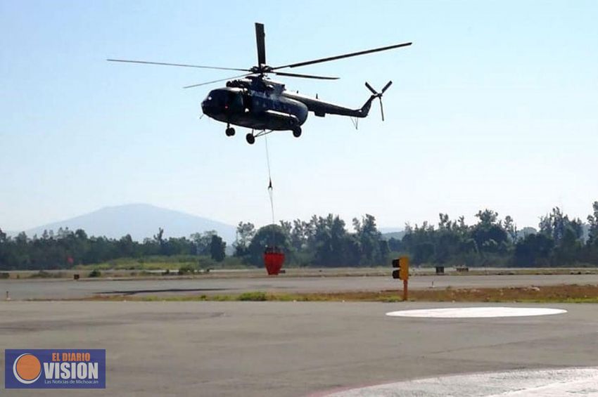 Después de varios días, hoy inició combate aéreo de incendio forestal en Uruapan: PC estatal