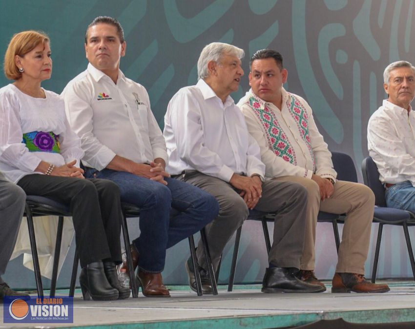 Víctor Manríquez refrenda compromiso para trabajar de manera coordinada con AMLO