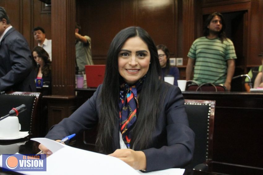 Michoacán podrá crecer al federalizarse el sistema educativo: Araceli Saucedo 