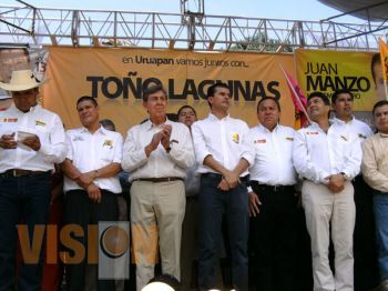 Acompañados por Cárdenas y Aureoles Conejo, arrancan campaña Lagunas Vázquez y Manzo Rodríguez.