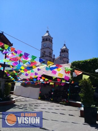 Hoy inicia la Feria del Geranio en Tingambato   