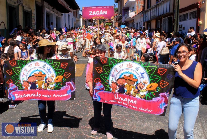 El Tianguis Artesanal más grande de Latinoamérica, se realiza en Uruapan Michoacán