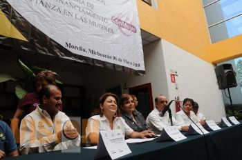Entregan Sepsol, Semujer y Sí Financia créditos a mujeres emprendedoras para  fomento y consolidaci