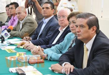 Mi compromiso es la Universidad Michoacana y la educación pública : Silvano Aureoles 
