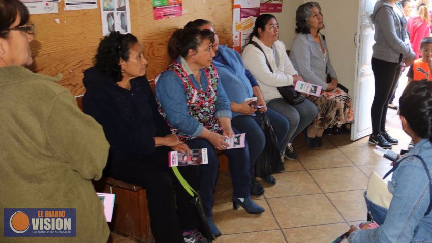 En Michoacán, 3 de cada 10 hogares son encabezas por una mujer 
