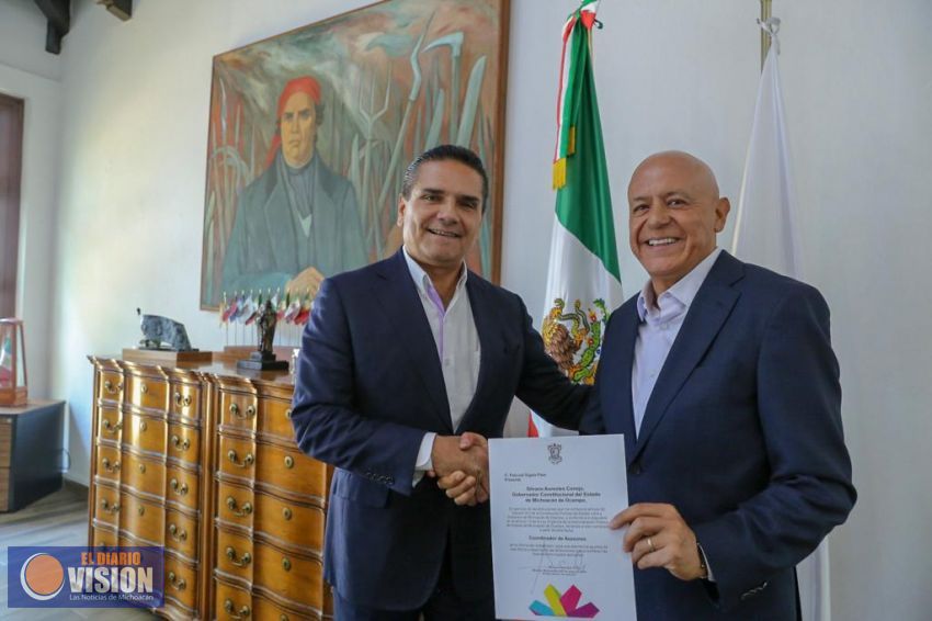 Designa Gobernador a Pascual Sigala como coordinador de asesores 