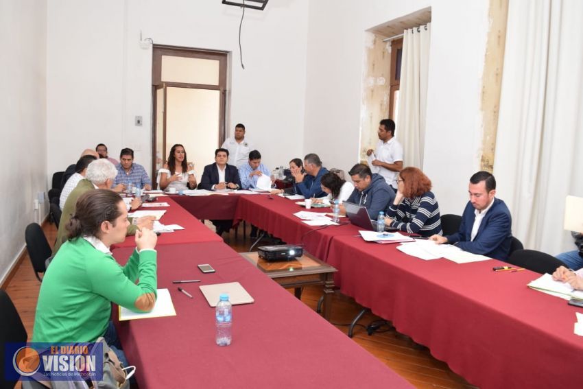 Avanzan preparativos del Parlamento Juvenil 2019