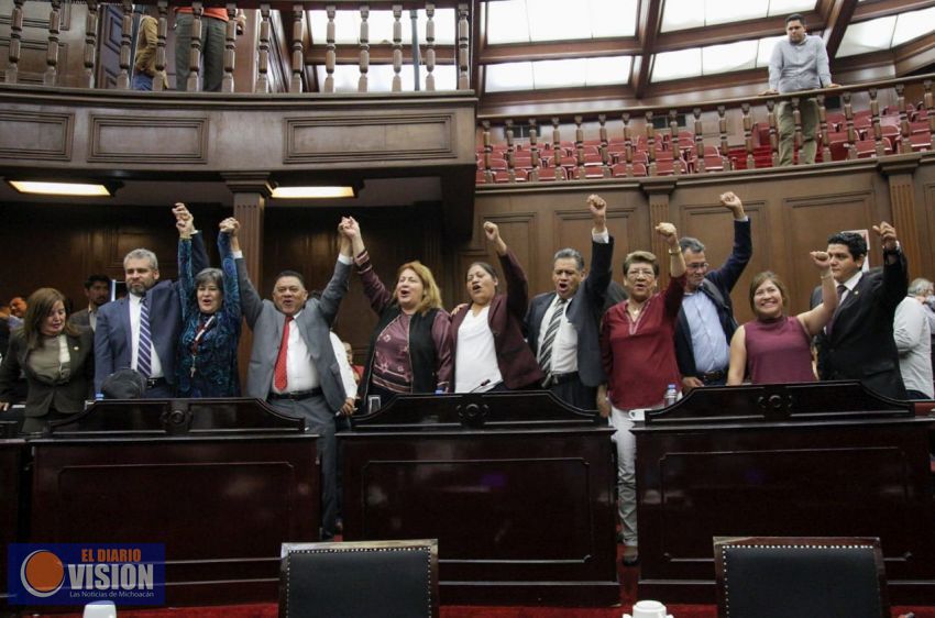 Van diputados de Morena por protección política de la mujer 