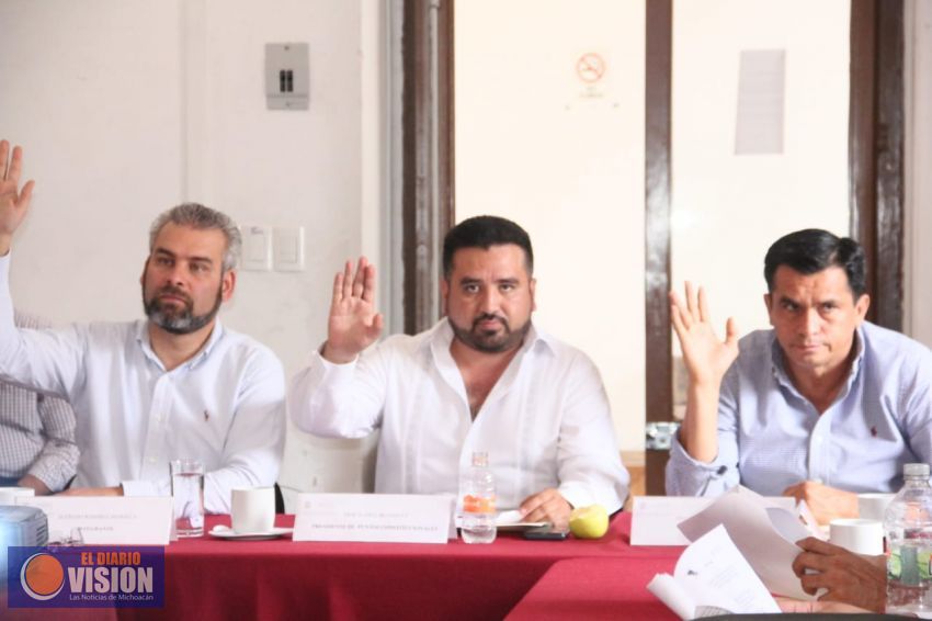 Dictamina 19 asuntos comisión de Puntos Constitucionales: Erik Juárez
