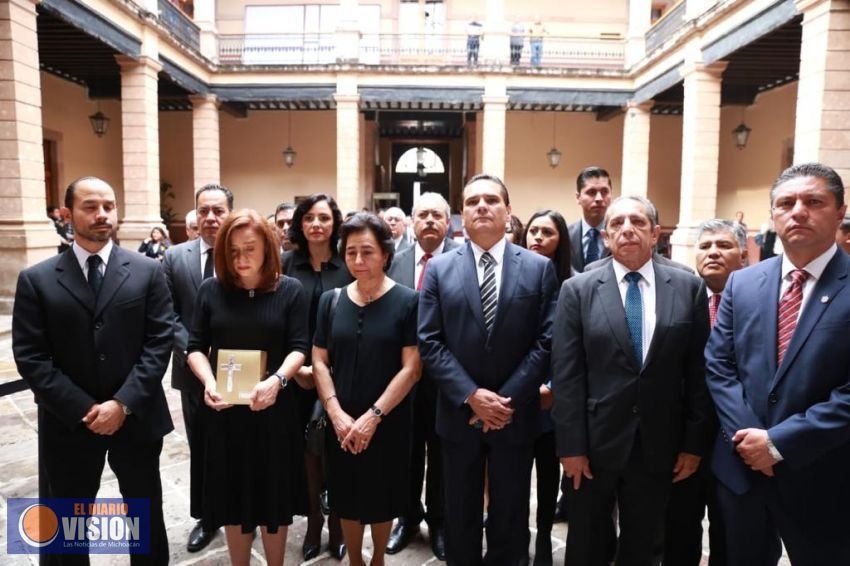 Presencia Gobernador acto luctuoso en honor a ex gobernador Ausencio Chávez   