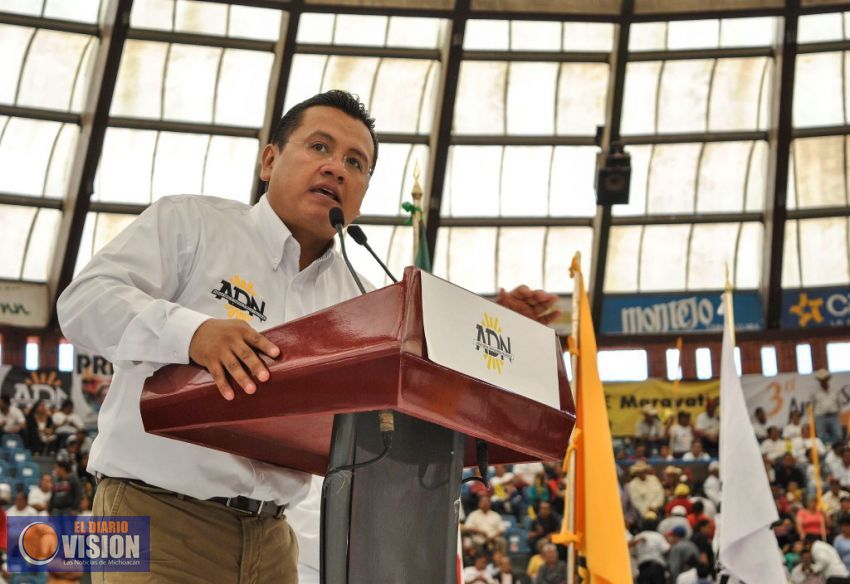 Llego la hora de la unidad y la propuesta: Carlos Torres Piña 