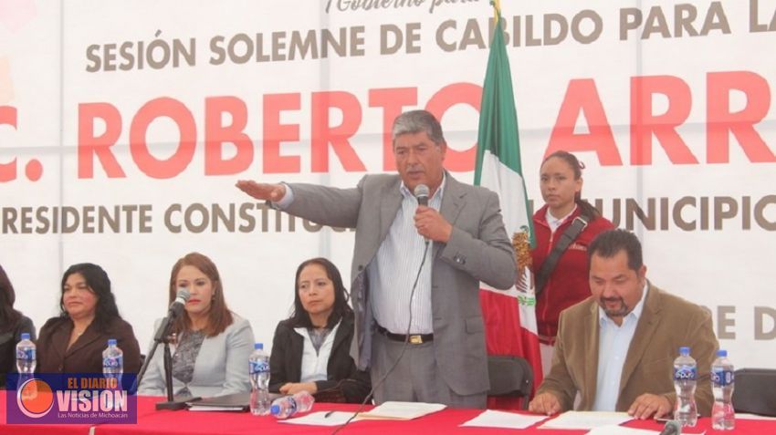 Improcedente juicio político contra el presidente municipal de Ocampo, Michoacán