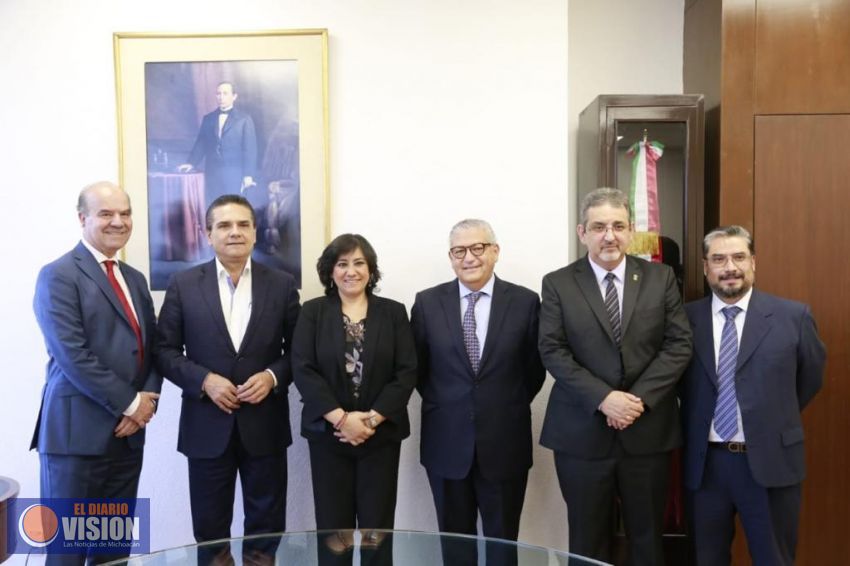 Continúa Silvano Aureoles gestión para traspaso de la nómina educativa