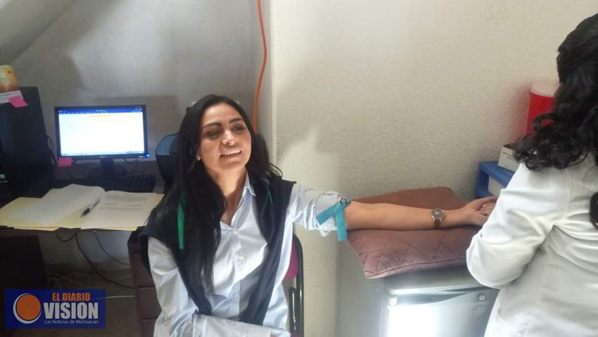 Araceli Saucedo lleva servicios de gestión y salud a Distrito de Pátzcuaro