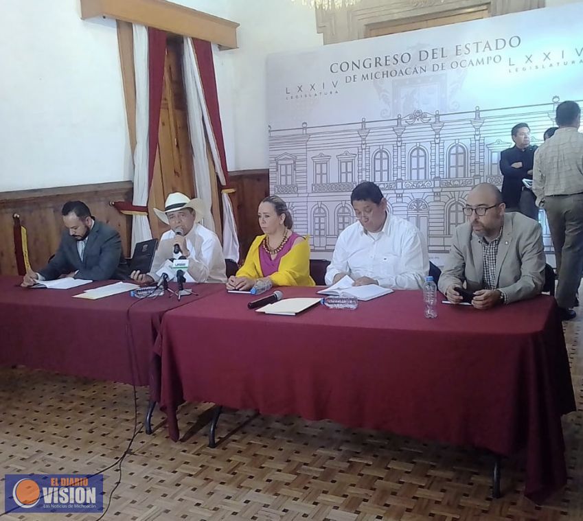 Presenta Salvador Arvizu, resultados de foros sobre revocación de mandato