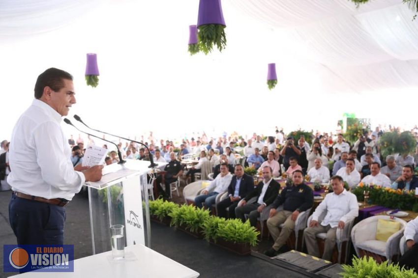 Aguacateros han mantenido a Michoacán de pie en los momentos difíciles: Silvano Aureoles 