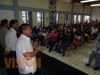 Toño Lagunas se compromete a pagar cuotas del infonavit de Trabajadores del SUTEM