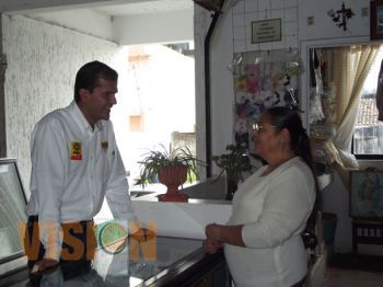 Daniel Manzo se compromete a legislar para proporcioanr una pensión a los adultos mayores