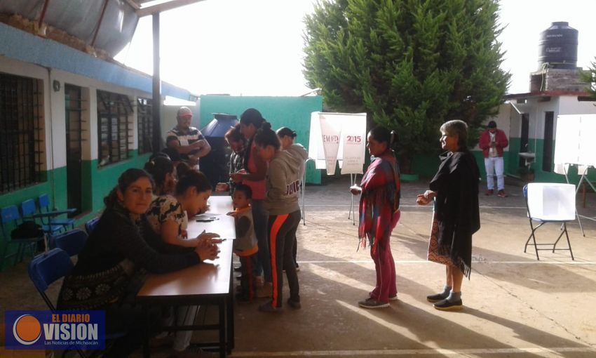Elección de jefatura de Tenencia en Capula en calma y con participación