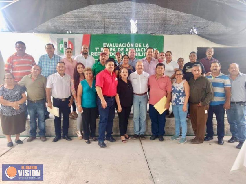 En el PRI debe haber un solo equipo: Víctor Silva
