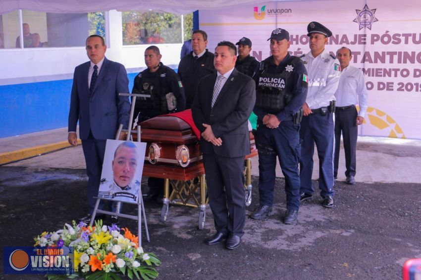 Rinden sentido homenaje póstumo a oficial de Tránsito caído en cumplimiento de su deber