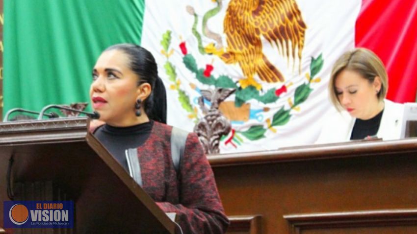 Wilma Zavala presenta Ley para regular establecimientos de tatuajes en Michoacán