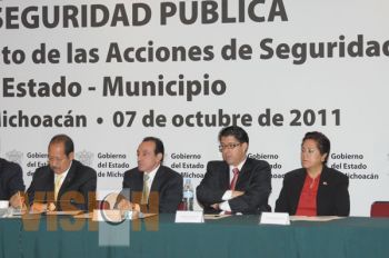 Alcaldesa de Morelia, Rocio Pineda acude al Consejo de Seguridad Pública