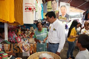 Construcción de la Carretera San Juan Nuevo-San Juan Viejo compromiso de Ramsés Sandoval