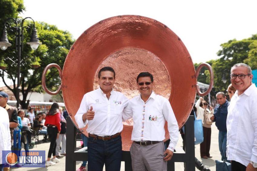 Santa Clara del Cobre, orgullo internacional de Michoacán: Silvano Aureoles