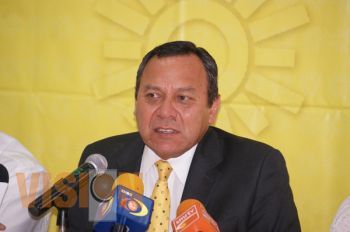 Se pronuncia Zambrano por una coalición de gobierno en el país