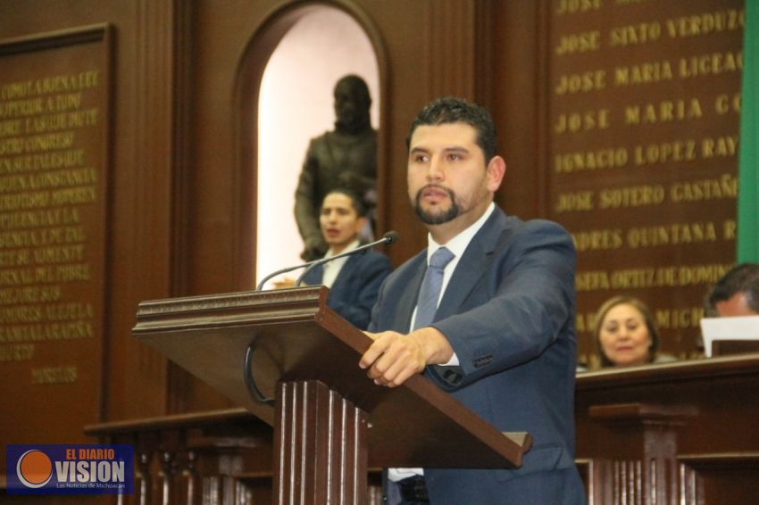 Octavio Ocampo cumple con los michoacanos, presentó 19 propuestas en el Pleno del Congreso