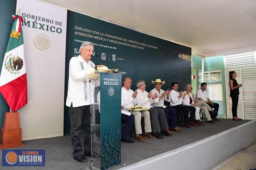 Federalización de nomina magisterial, será una realidad en Michoacán : López Obrador
