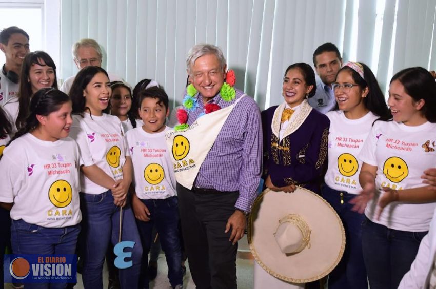 Jóvenes Construyendo el Futuro ya trabajan en hospitales del IMSS