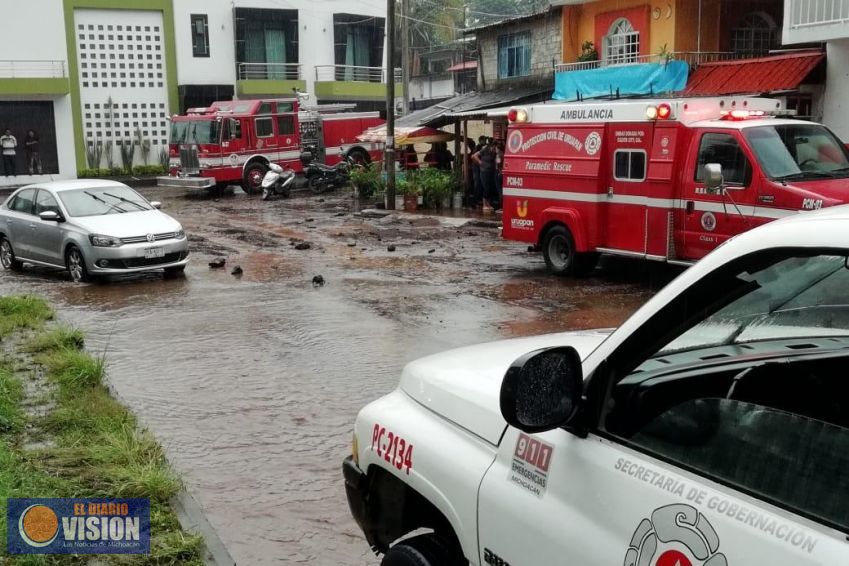 Atiende PC estatal afectaciones por lluvias en Uruapan